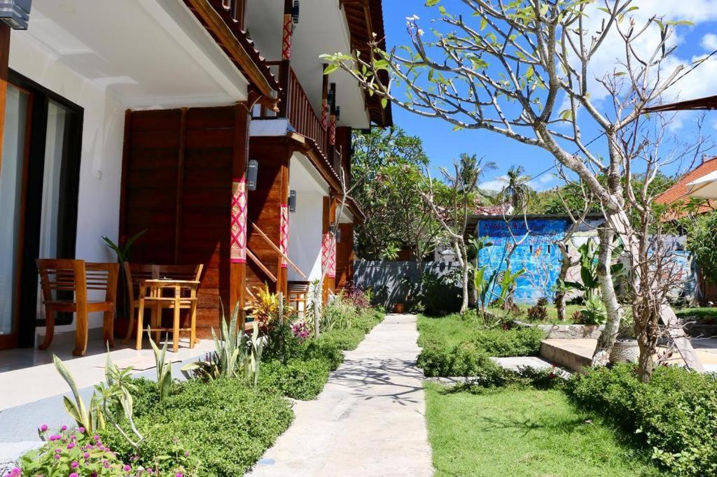 The Welcome Inn Batununggul Luaran gambar